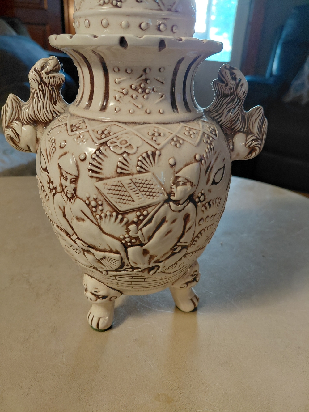 Decorative Cream Ceramic Lidded Urn with Carved Dog Finial - Picture 5 of 14